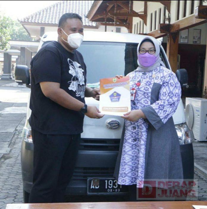 PDI Perjuangan Sragen Serahkan Bantuan Ambulance Kepada Pemkab Sragen