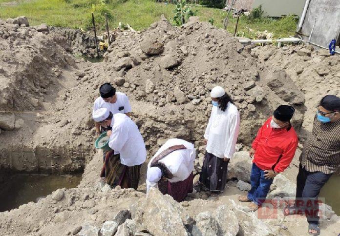 Peletakan Batu Pertama, Ketua DPRD Demak Harap Dunia Pesantren di Demak Kian Maju