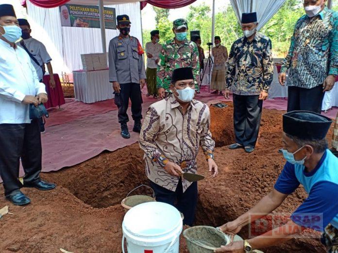 Riswadi Ponpes Memiliki Andil Mencerdaskan Bangsa