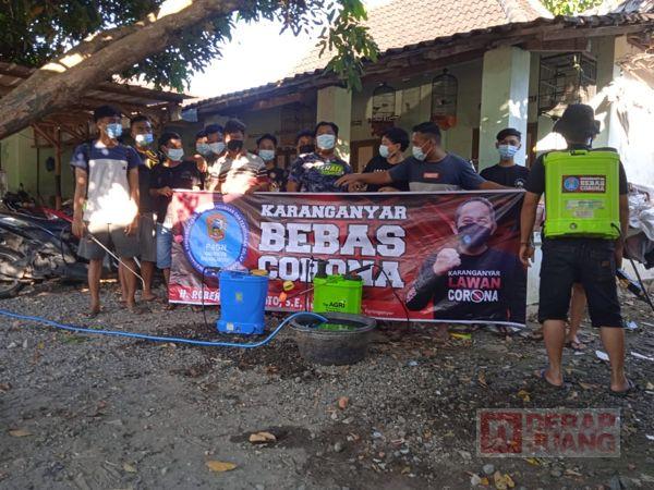 Rober Christanto Gandeng P4GN Lawu Semprot Cairan Disinfektan di Fasilitas Umum