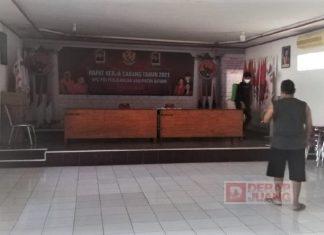 Semprot Disinfektan, Ikhtiar Kader Komunitas Juang Batang Tangkal Corona