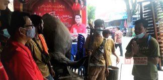 Seniman Jalanan Hingga Ojol Ikut Vaksinasi di DPC PDI Perjuangan Kebumen