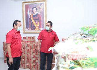 Serahkan Gajinya, Kader PDI Perjuangan Kota Semarang Gotong Royong Bantu Penanganan Covid-19