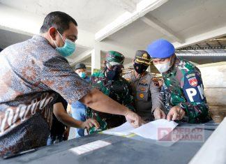 Sidak Pabrik di Semarang, Hendi Minta Karyawan WFH Tetap Digaji
