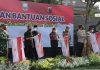 Sumbangkan Gajinya, Bambang Kribo Borong Beras untuk Masyarakat