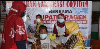 Tinjau Pelaksanaan Vaksin, Bupati Yuni Jadi Vaksinator Covid-19