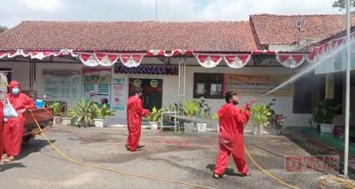 Turunkan Angka Covid-19, Cahyoto Gelar Aksi Penyemprotan Disinfektan