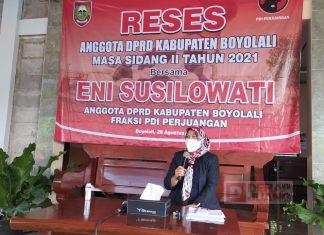 Adakan Reses, Eni Susilowati Ingatkan Pentingnya Vaksinasi