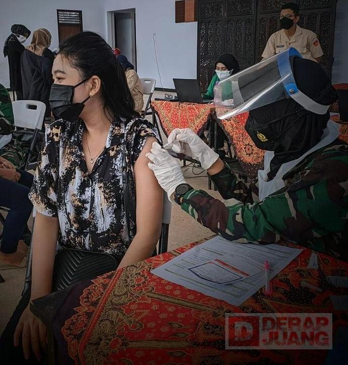 Akselerasi Vaksinasi DPC PDI Perjuangan, Rudy Vaksin Bermanfaat untuk Menstimulasi Kekebalan Tubuh