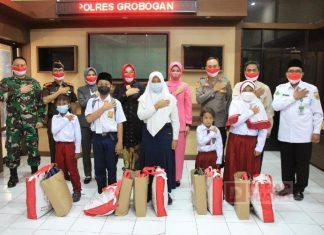 Aku Sedulurmu, Program Beasiswa Sri Sumarni untuk Anak Yatim Piatu