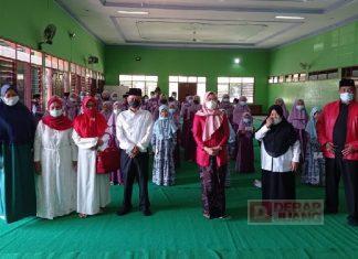 Berbagi bersama Anak Yatim, Langkah Progresif Kader PDI Perjuangan Demak Rayakan HUT RI-76