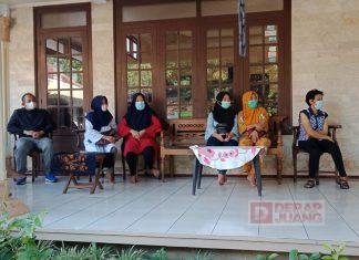 Bersama PDI Perjuangan Karanganyar, Rober Christanto Gelar Vaksinasi