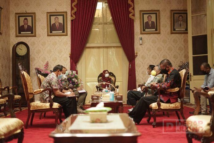 Bertemu Askab PSSI, Mbak Eisti; Sepak Bola Demak Harus Berbenah