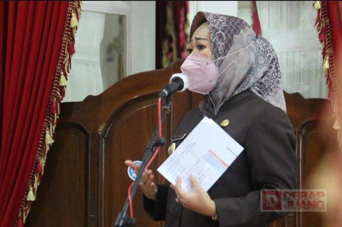 Bupati Tiwi Penanganan Kolaboratif Mampu Turunkan Angka Covid-19 di Purbalingga(3)