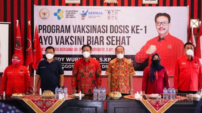 DPC PDI Perjuangan Blora Gelar Vaksinasi Massal