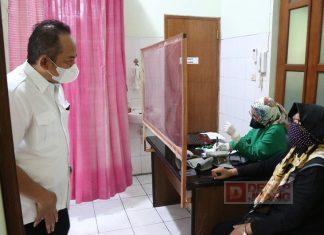 Dampingi Program Vaksinasi, Rober Christanto Selalu Ingatkan Pentingnya Protokol Kesehatan
