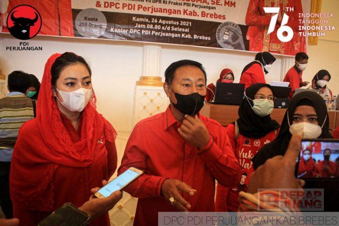 Dukung Pemerintah, DPC PDI Perjuangan Brebes Gelar Vaksinasi
