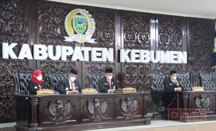 Eksekutif dan Legislatif Kebumen Dengarkan Pidato Kebangsaan Presiden Jokowi