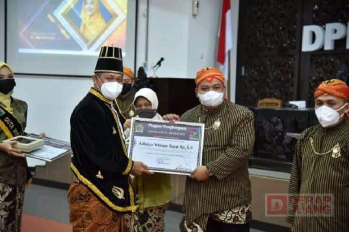 Fraksi PDI Perjuangan Kebumen Dominasi Kategori Legislative Award 2021 (2)