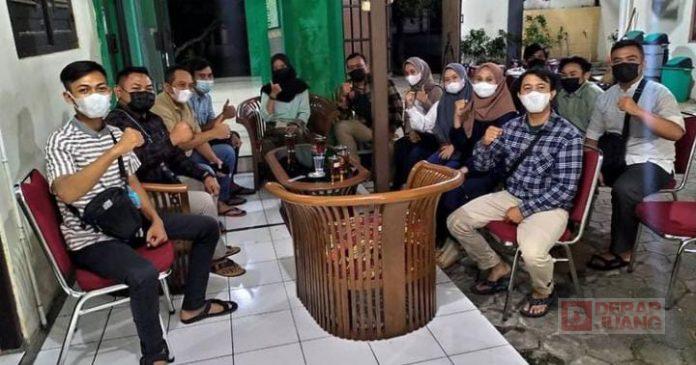 Gandeng Karangtaruna, Rober Christanto Gelar Lomba Menghias Kampung(2)
