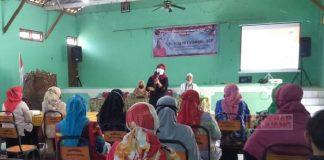 Gelar Reses, Sulistyorini Hadirkan Pelatihan Membatik