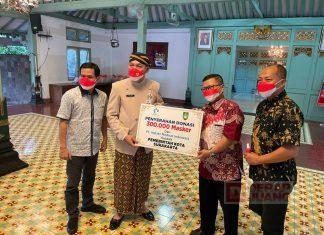 Teguh Prakosa Terima Bantuan Masker dari PT Hetzer Medical Indonesia