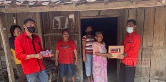 Kader Banteng Bumi Sukowati Salurkan Paket Sembako dari Mbak Puan Maharani