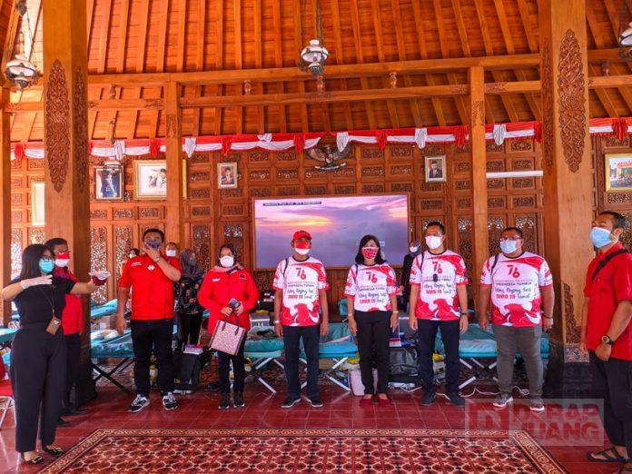 Kader PDI Perjuangan Surakarta Gelar Donor Darah Massal