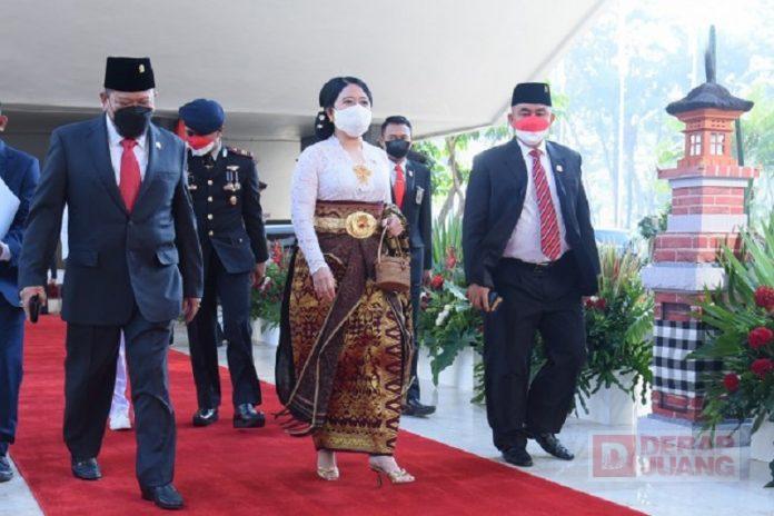 Ketua DPR RI Kenakan Busana Adat Bali, Fitria Handini Mbak Puan Tampak Anggun