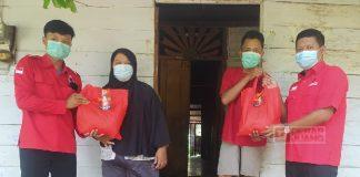 Komunitas Juang Batang Bagikan Kado Kemerdekaan dari Mbak Puan