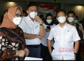 Kunjungi Sragen, Luhut Targetkan 15.000 Dosis Vaksin Perhari di Bumi Sukowati
