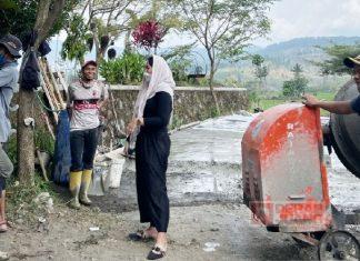 Linda Apresiasi Pengecoran Jalan Menuju Wisata Curug Bengkawah