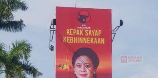 Mbak Mitha Pasang Ratusan Baliho Puan Maharani di Brebes