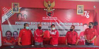 Melalui DPC, Sunarna Berikan Bantuan Sembako Kepada Masyarakat Banyumas