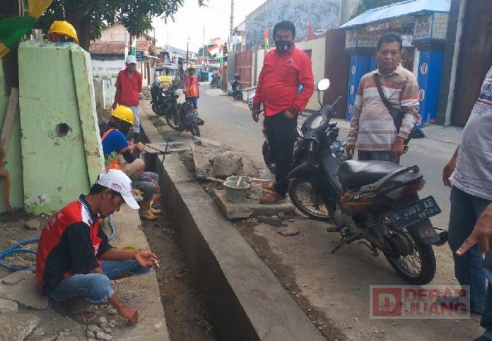Monitoring Proyek Saluran dan Sanitasi, Kusnendro Minta Pekerjaan Selesai Tepat Waktu (2)