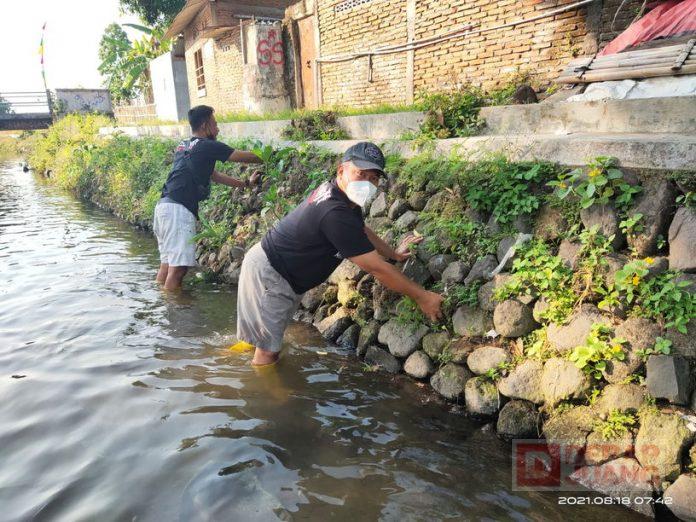 Peduli Lingkungan, Sarno Ajak Masyarakat Bersihkan DAS Bantar Pengging