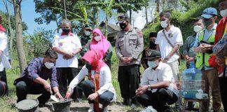 Peletakkan Batu Pertama Pembangunan Jembatan Gantung, Sri Mulyani: Semoga Bisa Bermanfaat Bagi Masyarakat