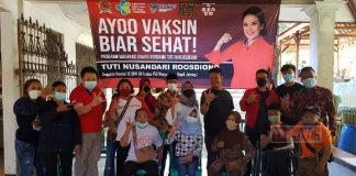 Sinergitas Sentra Vaksinasi Tuti Roosdiono bersama DPC PDI Perjuangan Kota Salatiga