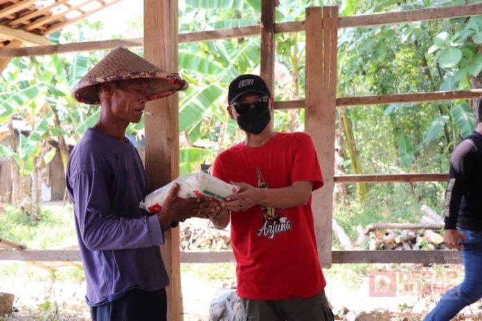 Slamet; Salurkan Hobi, Sembari Berbagi