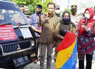 Warga Terdampak Bencana, Bupati Demak Hadir Ringankan Beban Keluarga