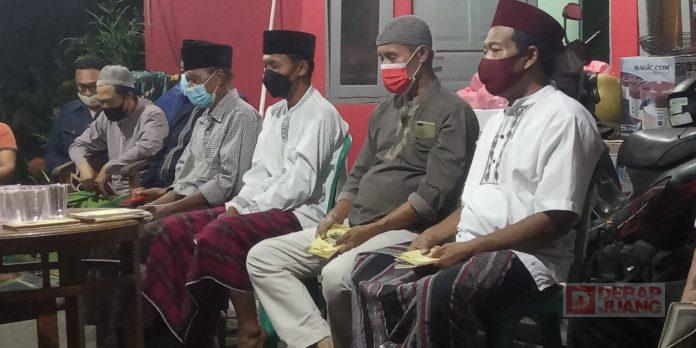 Wujud Solidaritas PAC PDI Perjuangan Kecamatan Cilacap Selatan