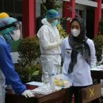 Tinjau Pelaksanaan Rapid Antigen di Sekolah, Bupati Tiwi: Prokes Harus Tetap Dilaksanakan