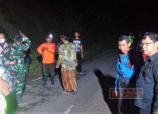 Bambang Sutrisno Ikut Berjibaku di Lokasi Tebing Longsor Selaranda