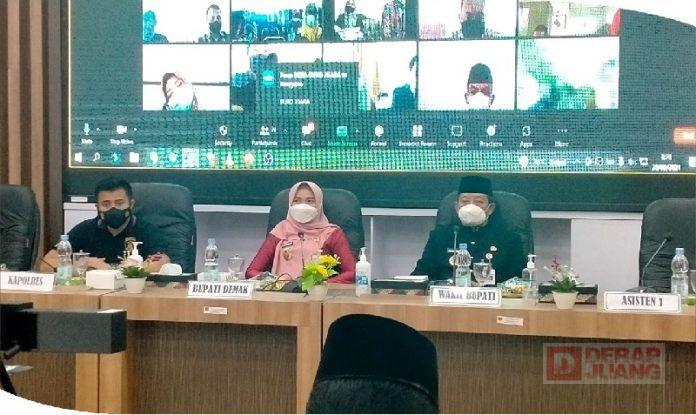 Bangun Tatanan Sosial Proporsional, Mbak Eisti Bentuk Desa Binaan Sadar Hukum
