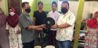 Bayu Aji Salurkan Bantuan Alat Musik Kesenian Islami