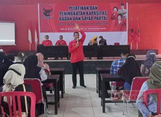 Beri Arahan Penerima KIP Kuliah, Nuryanto: Terus Tingkatkan Pengetahuan, Keterampilan dan Ide Kreatif