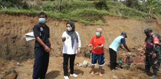 Buka Program TMMD, Bupati Tiwi: Jalan Penghubung Tegalpingen-Tumanggal Dibangun