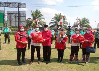 DPC PDI Perjuangan Klaten Salurkan Bantuan Sembako dari Puan Maharani