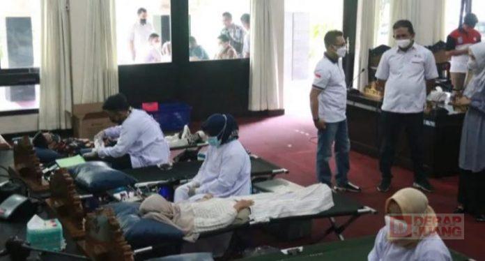Gelar Donor Darah Massal, Bambang Irawan Semoga Menjadi Ladang Amal Bagi Para Pendonor