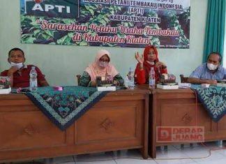 Gelar Sarasehan, Kadarwati Dengarkan Gagasan dan Curhatan Petani Tembakau